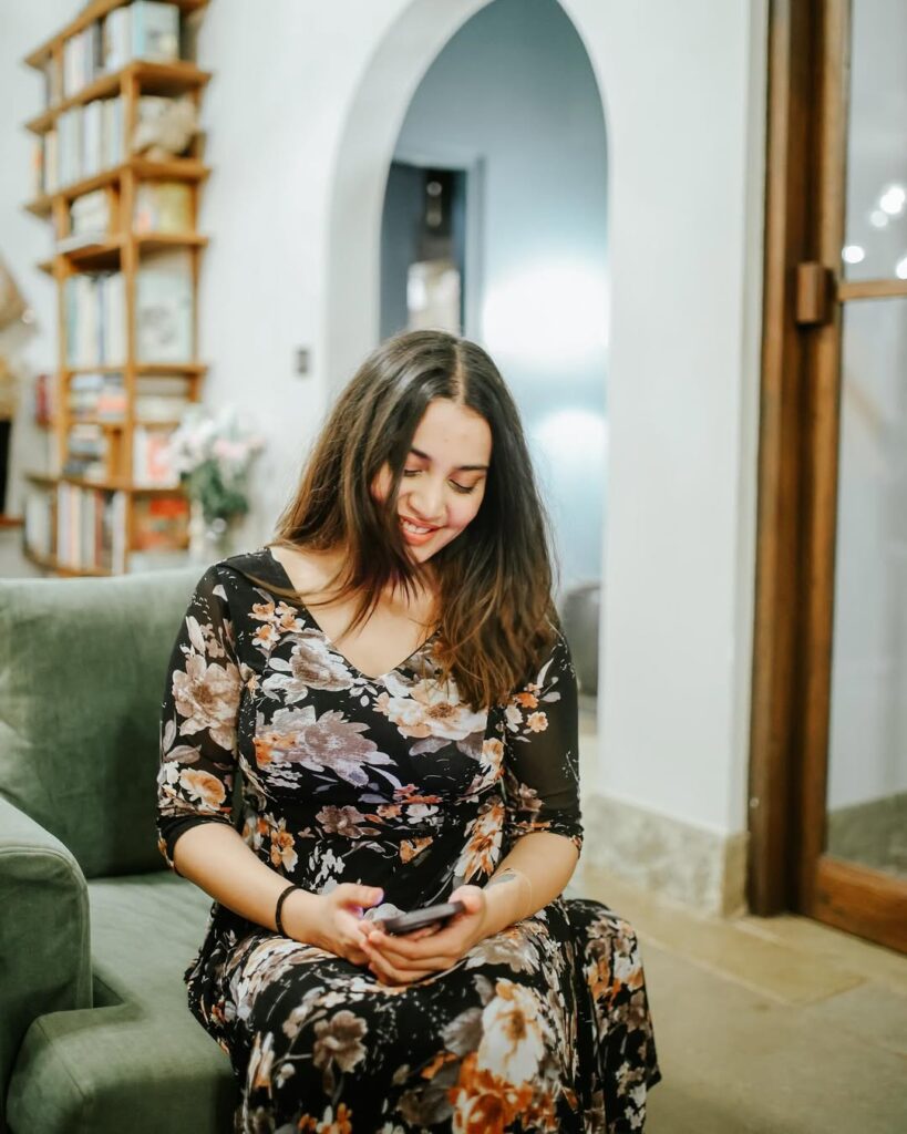 Aarya Jadhao (QK) - The 50 Contestant